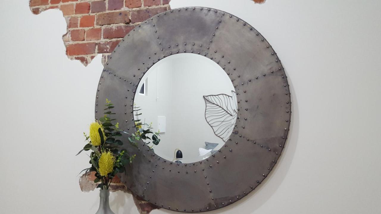 Boutique Heritage Studios On Ryrie Geelong Cbd Opposite Hospital Eksteriør billede